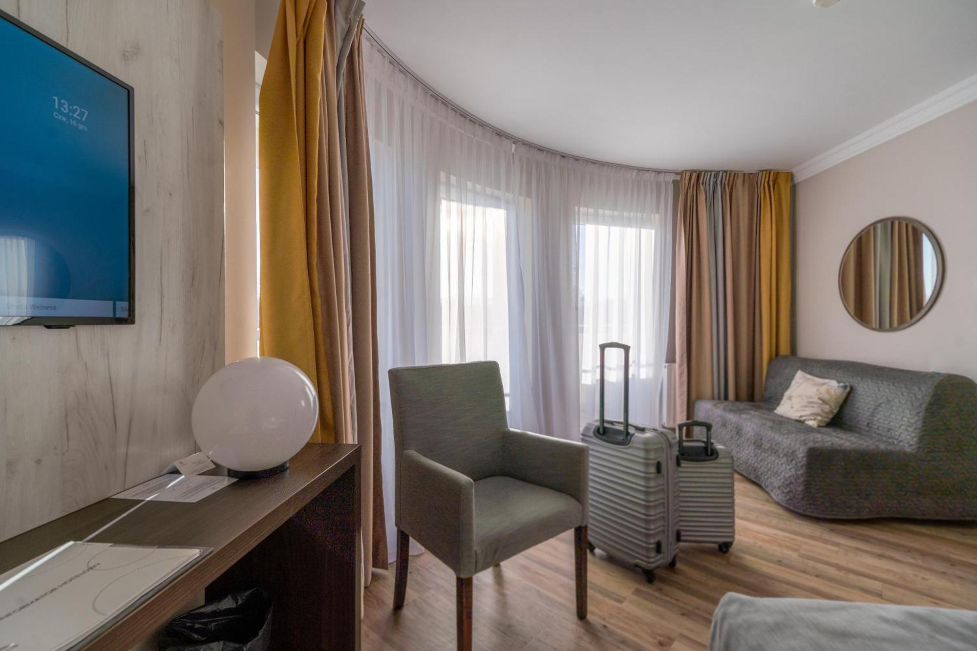 Hotel & Spa Trzy Wyspy Swinoujscie Exterior photo